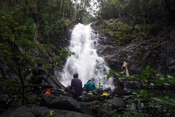 Air Terjun Cemara Kahung