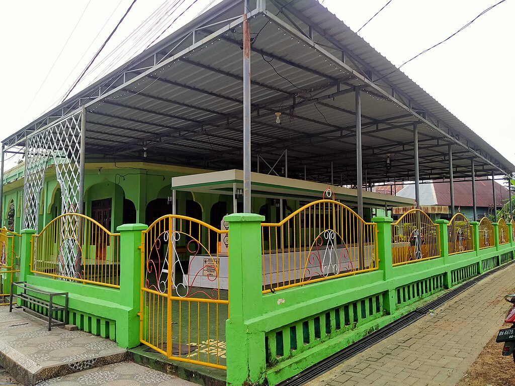 Makam Datu Panjang Pesayangan