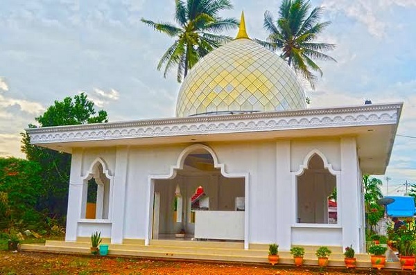 Makam Abah Anang Dzazouly