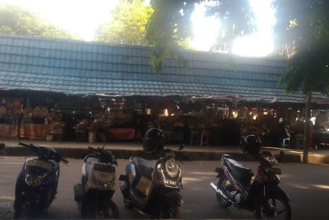 Foto Pusat Pasar Kuliner Kue Tradisional
