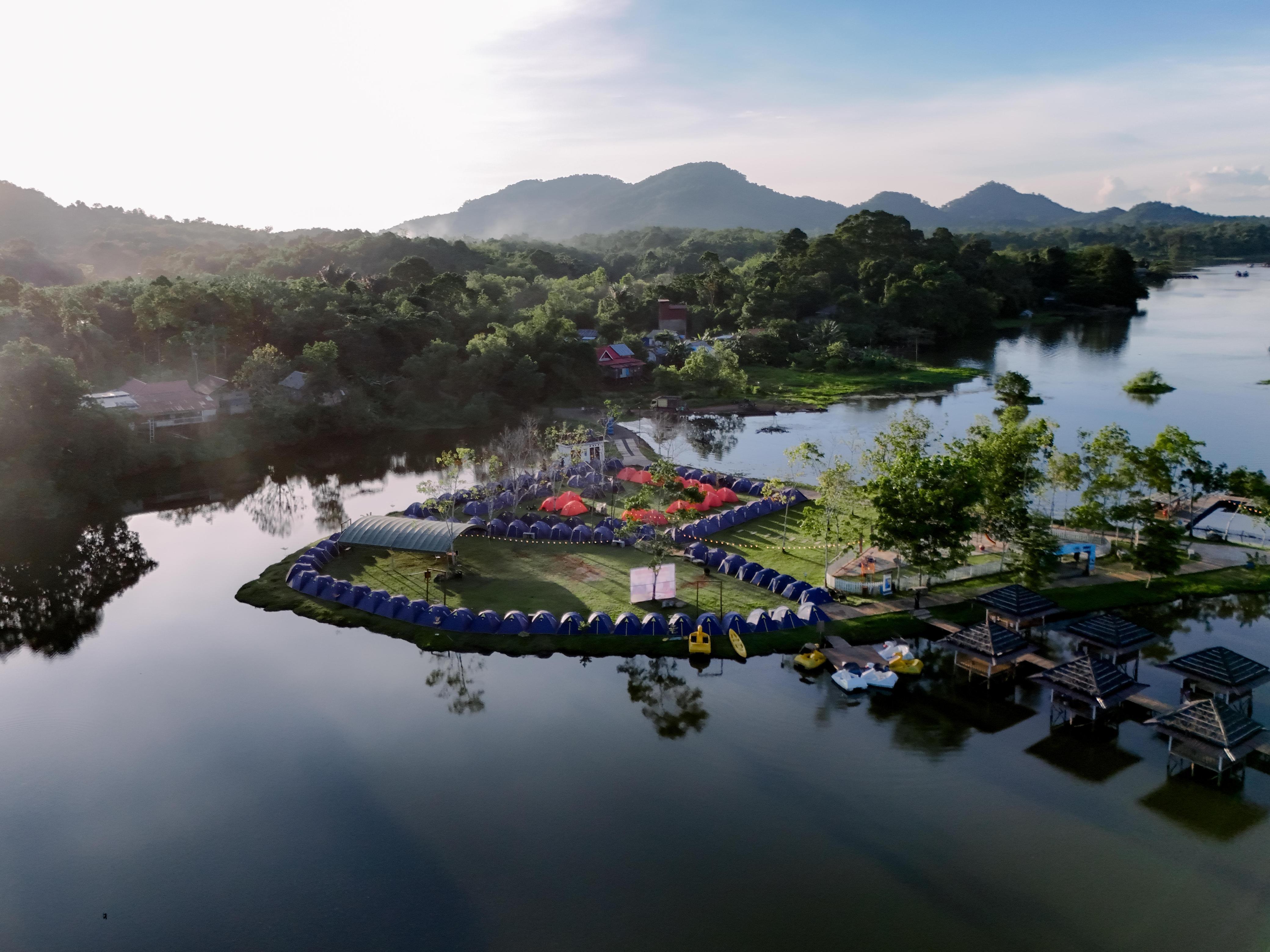 Foto KAMPUNG PUTRA BULU